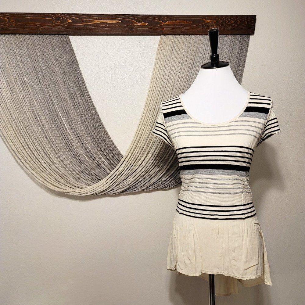 Deletta Striped Hi-Lo Top Sz M